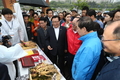 중국 관광객 4,000명, 삼계탕 맛에 빠지다