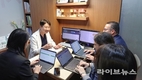 연세굿데이치과 수서점, 인비절라인 유럽•태평양 담당자 방문 글로벌 교정 기술 교류