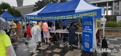 비 오는 송도 마라톤, 시민들 ‘인천대 공공의대’ 지지 발걸음 이어져