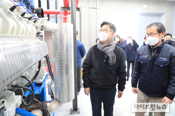 28일 충남 홍성 원천마을에서 김현수 농식품부 장관 주재로 ‘농식품 탄소중립 및 에너지 자립마을 조성’을 위한 현장 간담회를 개최했다.