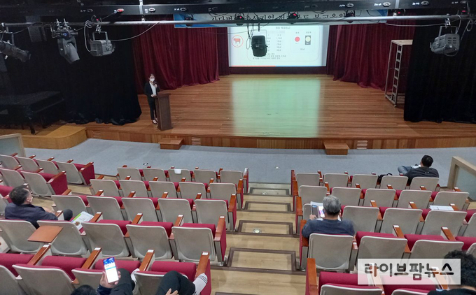 축산물품질평가원 전북지원 14일 남원·임실·순창·무주·진안·장수지역 축산물영업자를 대상으로 축산물등급제 및 이력제 교육을 실시했다.