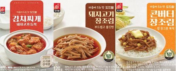  (왼쪽부터) 도드람 돼지고기 듬뿍 김치찌개, 돼지고기 장조림, 콘버터 장조림