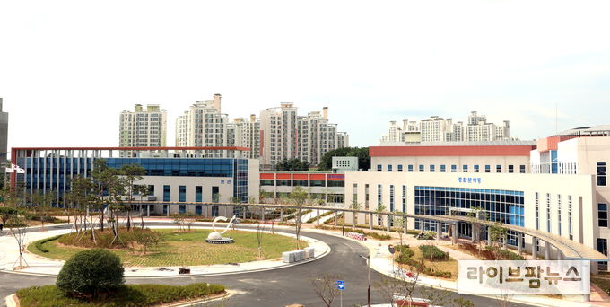 농업기술실용화재단 전경.