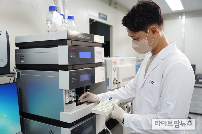 한국식품안전관리인증원이 ‘안전관리 우수연구실 인증’을 획득했다.