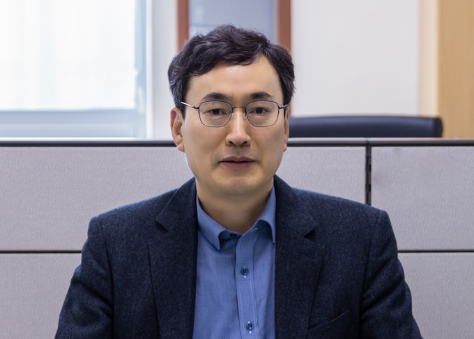 20일 김철순 국립농산물품질관리원 경남지원장이 취임했다. 김철순 지원장은 “농업인과의 긴밀한 소통을 통해 농식품 관리기관의 역할 이행에 매진함으로써 건강하고 안전한 국민 먹거리 공급에 노력하겠다”고 포부를 밝혔다.