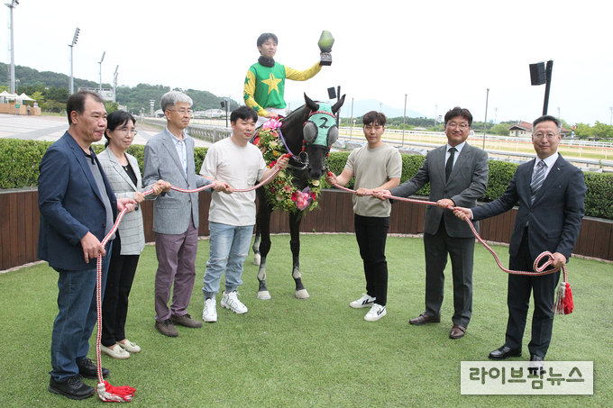 제16회 KNN배 시상식 기념촬영
