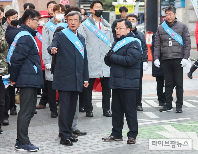 정기환 회장 장외발매소 기초질서 특별점검 모습.