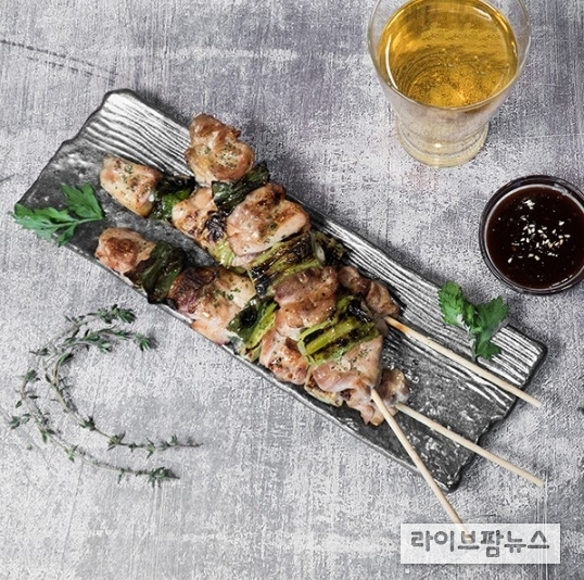 전반적인 운영 시스템을 체계적으로 구축한 닭꼬치창업 브랜드 ‘더꼬치다’가 가맹점 250호점을 달성했다.