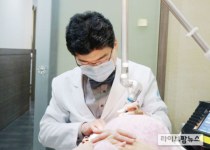 노블클래식의원 수원본점 이욱 대표원장