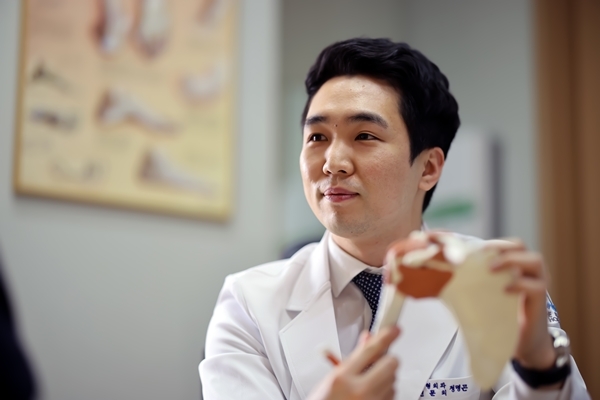 성북구 더서울병원 정명곤 원장