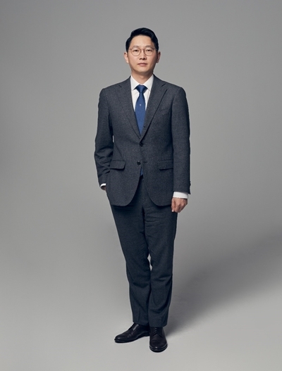 법무법인 율명 성범죄전담센터 김진욱 대표변호사