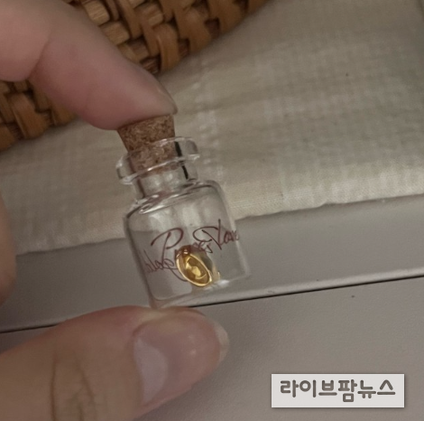 사진설명 24K순금 이벤트 응모에 당첨된 이00 회원의 인증사진
