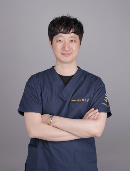 에스와이성형외과 최수영 원장.