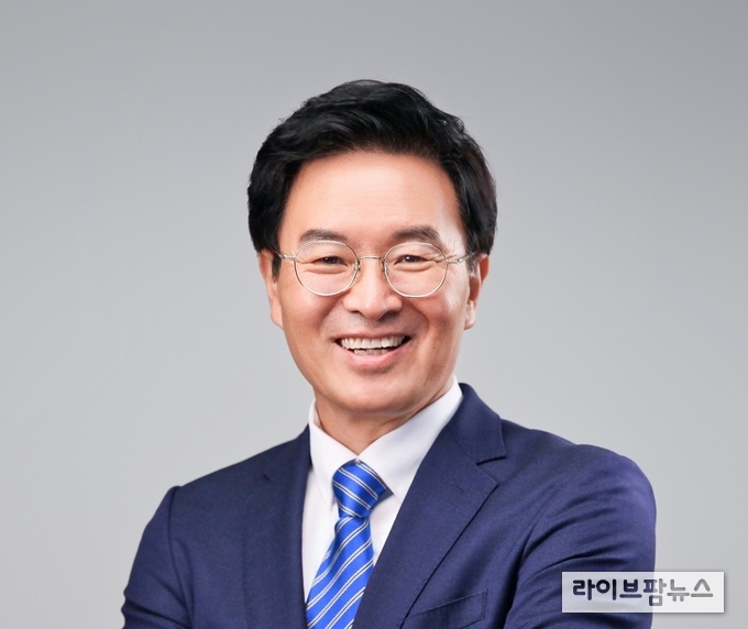 정진욱 국회의원