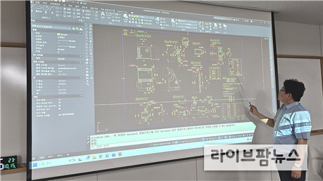 한국폴리텍대학 남인천캠퍼스 스마트기계설계과 수업모습.(사진=한국폴리텍대학 남인천캠퍼스)