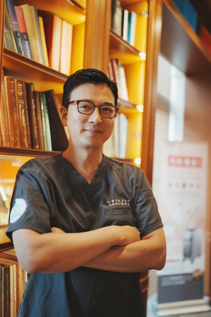 비온성형외과 황귀환 원장