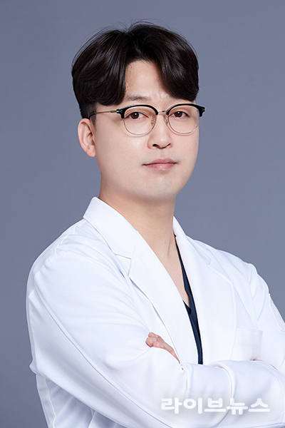 모모의원 부산점 고상진 원장