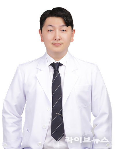 여수 로이스치과 박지호 대표원장