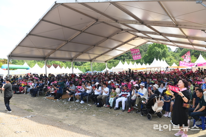 완주 대둔산 축제 모습.(사진=완주군)
