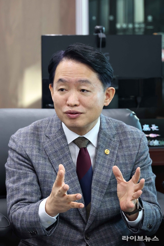 김찬진 인천동구청장.(사진=인천동구)