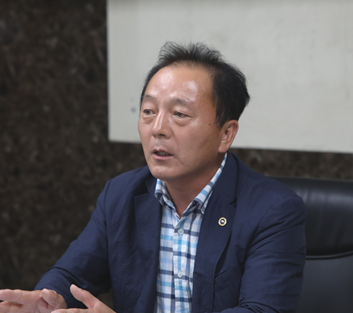 구경본 부회장(돼지열병 대책반장)
