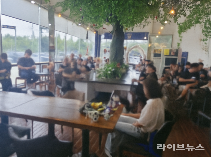 지난 28일 최근 생활형숙박시설에서 오피스텔로 용도 변경되며 관심을 받고 있는 힐스테이트 라군인테라스 비상대책위원회를 개최했다.