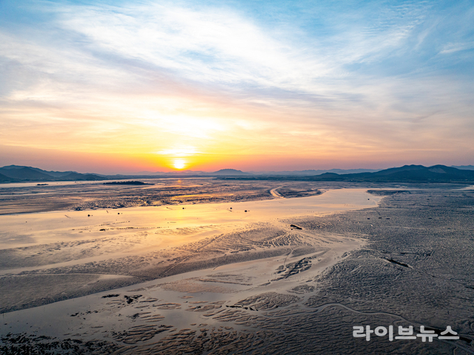 세계자연유산 고창갯벌을 품고있는 심원면 두어마을.(사진=고창군)
