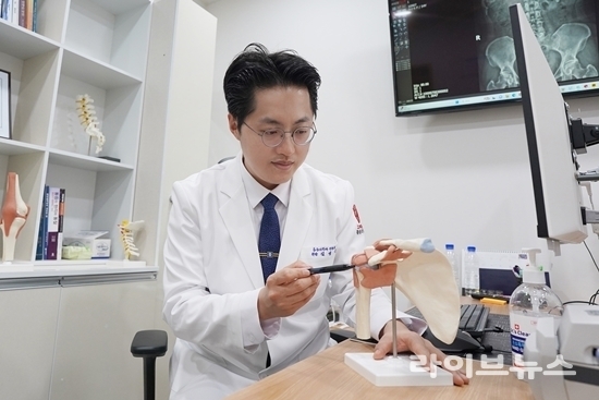 정읍 고려튼튼통증의학과 김성신 원장.