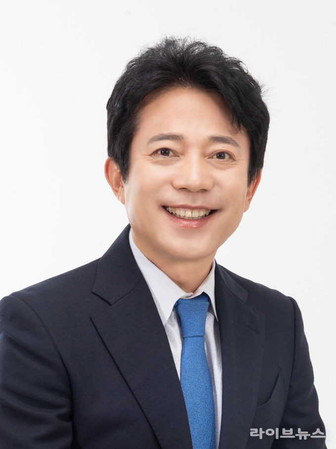 이강일 국회의원