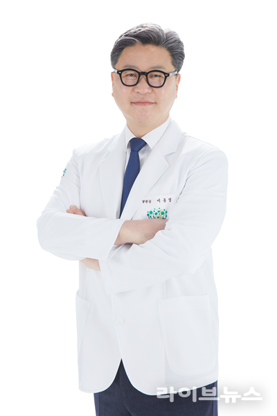 참포도나무병원 척추센터 이동엽 원장