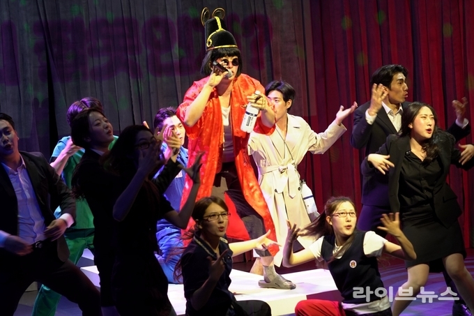인천대학교 공연예술학과 대한민국 대학연극제 창작극 '백두;한라' 공연 모습.(사진=인천대학교)