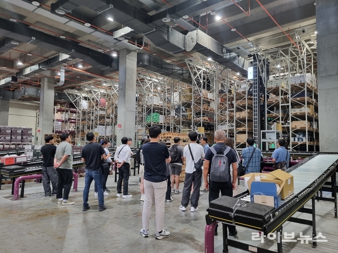 인천대 RISE사업단이 글로벌 대학과의 교류 및 해외 국제 물류시스템 견학을 진행했다.(사진=인천대학교)