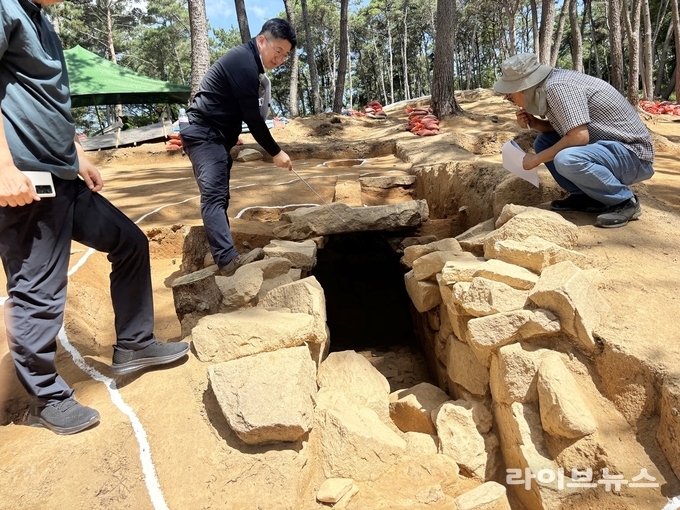 정읍 은선리와 도계리 고분군에서 금제 장신구와 백제계 토기·철기가 대거 출토됐다.(사진=정읍시)