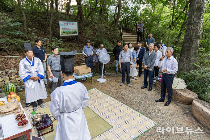 윤환 인천계양구청장이 효성동 도당제에 참석해 인사말을 하고 있다.(사진=인천계양구)