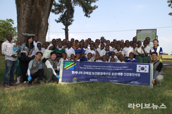 아동 건강실태 모니터링 후 기념촬영 모습.(사진=KH한국건강관리협회)