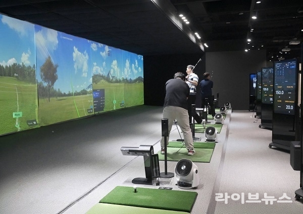레인지엑스 반포 매장 대회 참가하고 있는 모습.