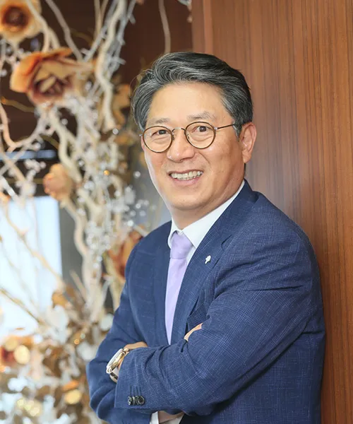 곽재선 KG 모빌리언스 회장, 3년간 숨긴 개인 주택 매매 의혹 - 뉴스 썸네일 이미지