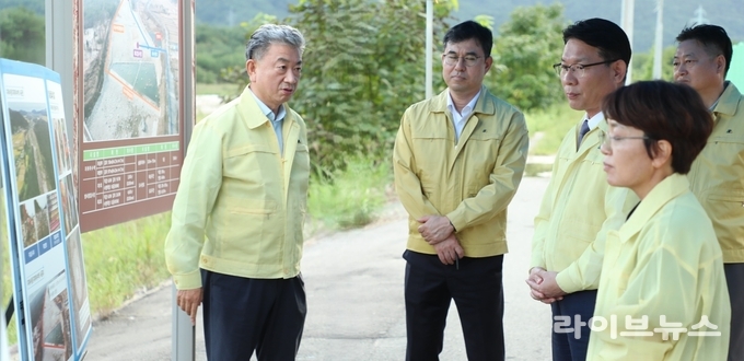 한국농어촌공사 김인중 사장은 18일·19일 양일간 속초·강릉의 농업용수 관리 현장을 찾아 수자원 관리 현황을 점검하고 기후 적응 역량 강화 방안에 대해 논의했다.