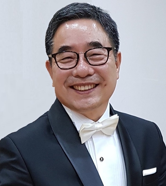 사진-사랑의 일기 작가상 수상자 이성수(李成洙) 작가.