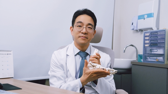 압구정 두발로병원 김지범 원장