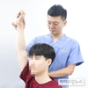 상습적 어깨 통증...석회성건염 치료는?