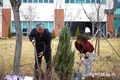 한농대, 식목일 맞아 교내 나무심기 행사 개최